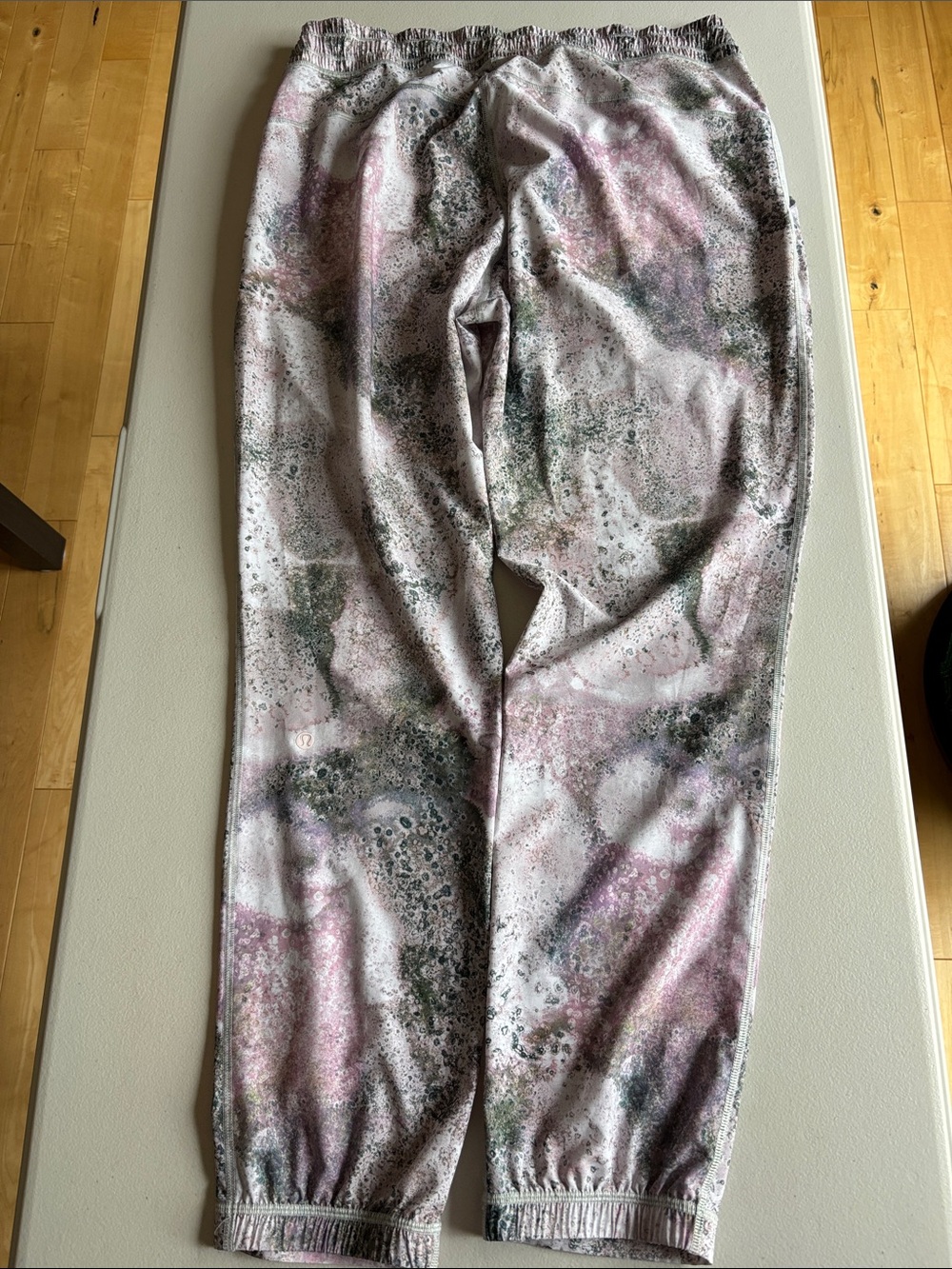 lululemon Pink and Gray Printed Track Joggers - Picture 2 of 3